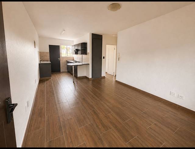 2 BEDROOM SECTIONAL TITLE FOR SALE IN KENLEAF